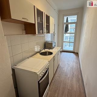 Pronájem bytu 1+1 36 m² Praha