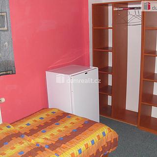 Pronájem bytu 1+kk a garsoniéry 15 m² Praha Čakovice, Cukrovarská