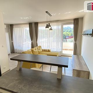 Pronájem bytu 2+kk 50 m&sup2; Praha