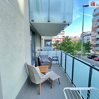 Pronájem bytu 2+kk 57 m&sup2; Praha