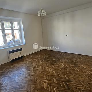 Pronájem bytu 2+kk 46 m² Praha Hloubětín, Pod turnovskou tratí