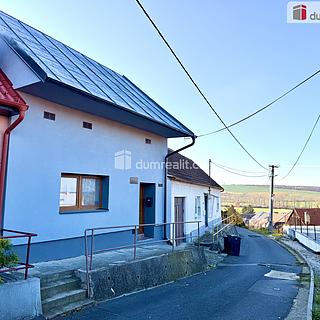 Prodej rodinného domu 95 m² Bánov, Bánov