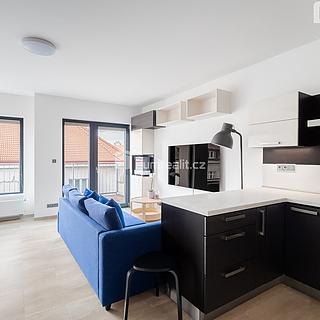 Pronájem bytu 3+kk 74 m&sup2; Praha