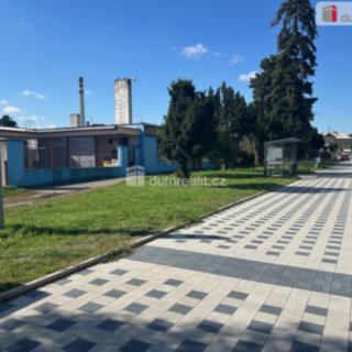 Pronájem obchodu 324 m² Kolín V, Třídvorská