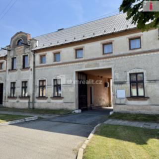 Prodej zemědělské usedlosti 3 053 m² Pravčice, Pravčice