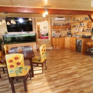 Prodej rodinného domu 250 m² Děpoltovice