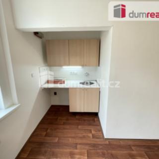 Pronájem bytu 1+kk, garsoniery 28 m² Praha