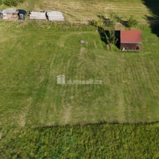 Prodej stavební parcely 2276 m² Klučenice