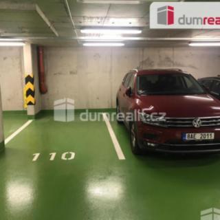 Pronájem garáže 18 m² Praha Letňany, Škrábkových