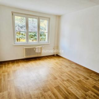 Pronájem bytu 2+1 52 m² Benešov