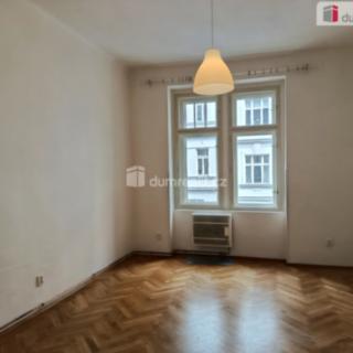 Pronájem bytu 1+kk, garsoniery 27 m² Praha