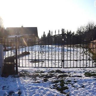 Prodej stavební parcely 1180 m&sup2; Bělá pod Bezdězem