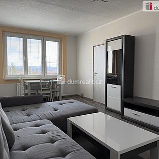 Pronájem bytu 2+1 58 m² Ostrov, Kollárova