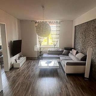 Pronájem bytu 2+1 68 m&sup2; Cheb