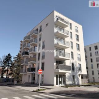 Pronájem bytu 1+kk a garsoniéry 32 m² Otrokovice, tř. Spojenců