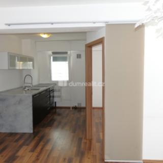 Pronájem bytu 3+kk 60 m² Benešov, Jiřího Horáka