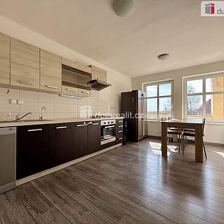 Pronájem bytu 3+1 107 m² Vracov, náměstí Míru