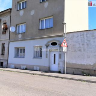 Pronájem bytu 3+kk 53 m² Ústí nad Labem Střekov, Mánesova