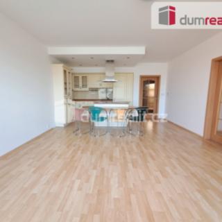 Pronájem bytu 4+kk 96 m² Praha