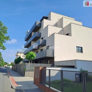 Pronájem bytu 2+kk 50 m² Praha