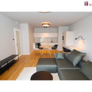 Pronájem bytu 2+kk 65 m² Praha