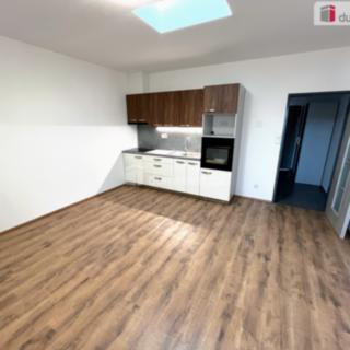 Pronájem bytu 2+kk 55 m² Slavičín, Osvobození