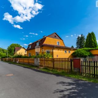 Prodej rodinného domu 250 m² Královské Poříčí