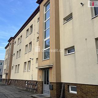 Pronájem bytu 3+1 60 m&sup2; Velvary