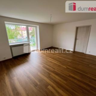 Pronájem bytu 2+1 63 m² Uherské Hradiště