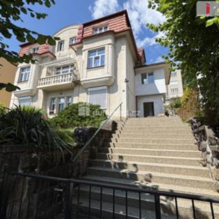 Prodej bytu 2+kk 46 m² Luhačovice, Josefa Černíka