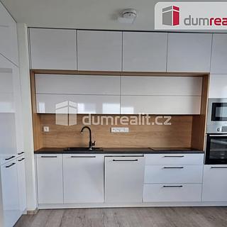 Pronájem bytu 2+kk 58 m&sup2; Opava