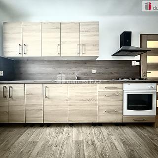 Pronájem bytu 2+1 63 m² Dubí, Ruská