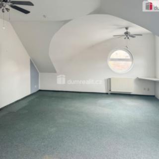 Pronájem bytu 3+kk 108 m² České Budějovice 7, Lidická tř.