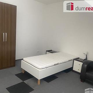 Pronájem bytu 1+kk a garsoniéry 16 m² Praha Hostavice, Pilská