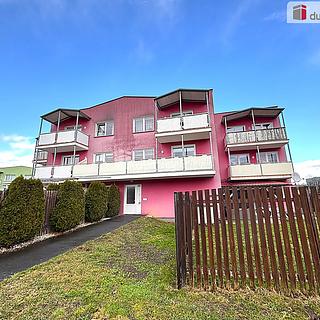 Pronájem bytu 3+1 88 m² Sokolov, Atletická