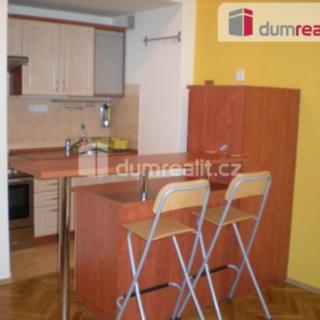 Pronájem bytu 1+kk, garsoniery 30 m² Praha