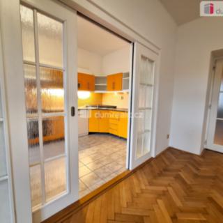 Pronájem bytu 3+1 105 m² Praha Vinohrady, Kolínská