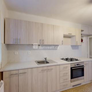 Pronájem bytu 2+1 53 m² Opava Předměstí, Myslbekova