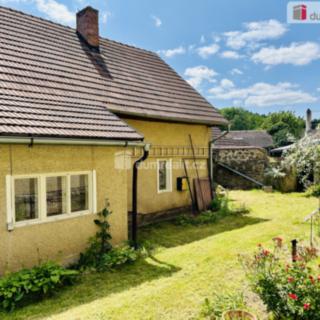 Prodej rodinného domu 100 m² Chrášťany