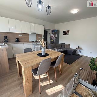 Pronájem bytu 3+kk 62 m&sup2; Zlín