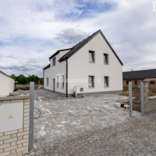 Prodej rodinného domu 165 m² Lužná