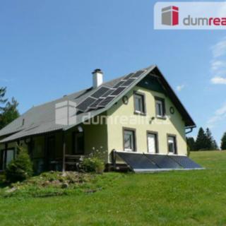 Prodej rodinného domu 245 m² Lesná Háje, Háje
