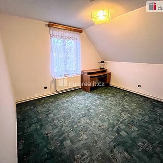 Pronájem bytu 5+1 a více 20 m² Uherské Hradiště Mařatice, Jižní