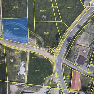 Prodej komerčního pozemku 897 m&sup2; Narysov