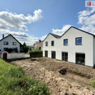 Prodej rodinného domu 160 m² Velká Jesenice