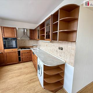 Pronájem bytu 3+1 82 m² Kralupy nad Vltavou, sídl. Hůrka