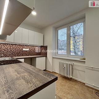 Pronájem bytu 3+1 73 m&sup2; Karlovy Vary