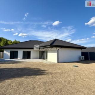 Prodej rodinného domu 177 m² Velká Hleďsebe, K Malé Hleďsebi