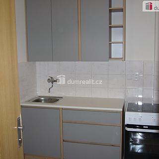 Pronájem bytu 1+kk, garsoniery 35 m² Děčín
