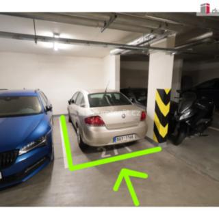 Pronájem garáže 15 m² Praha Kunratice, Merhoutova